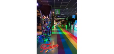 feestloper regenboog loper 2